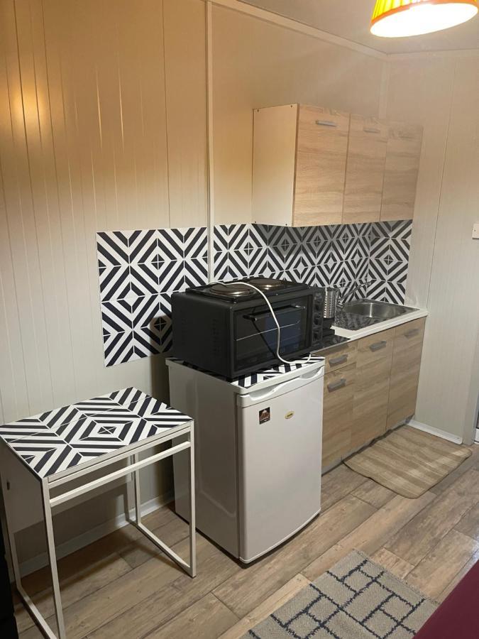 Cozy Studio In Town Center 利马索尔 外观 照片